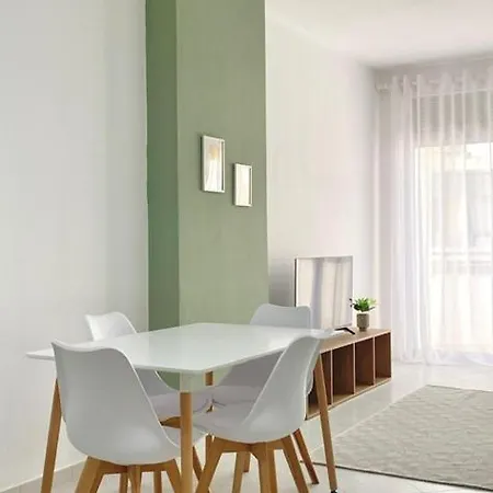 Apartment Lulu Golem (Tirana)